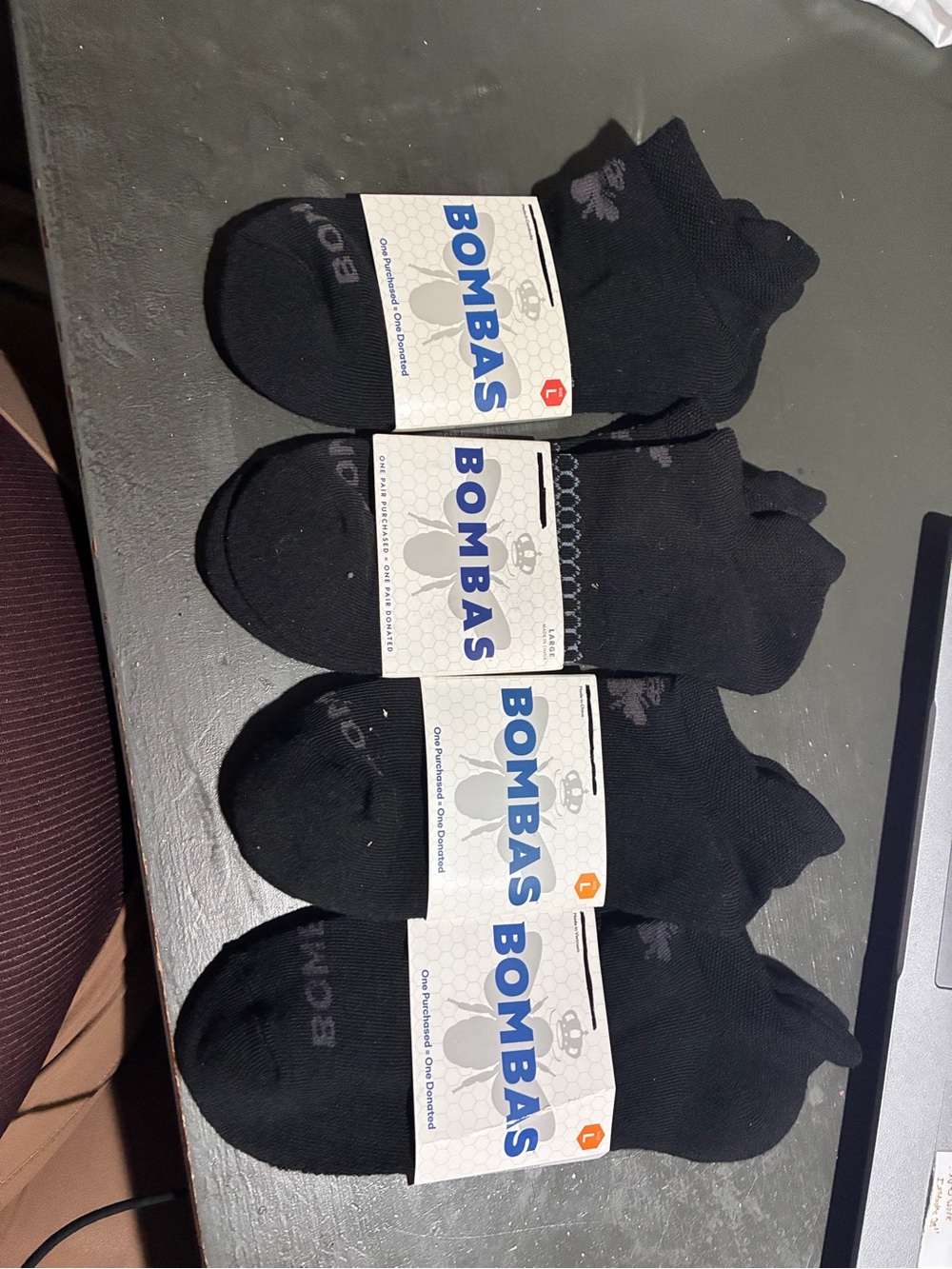 4ct size large Bombas socks ankle